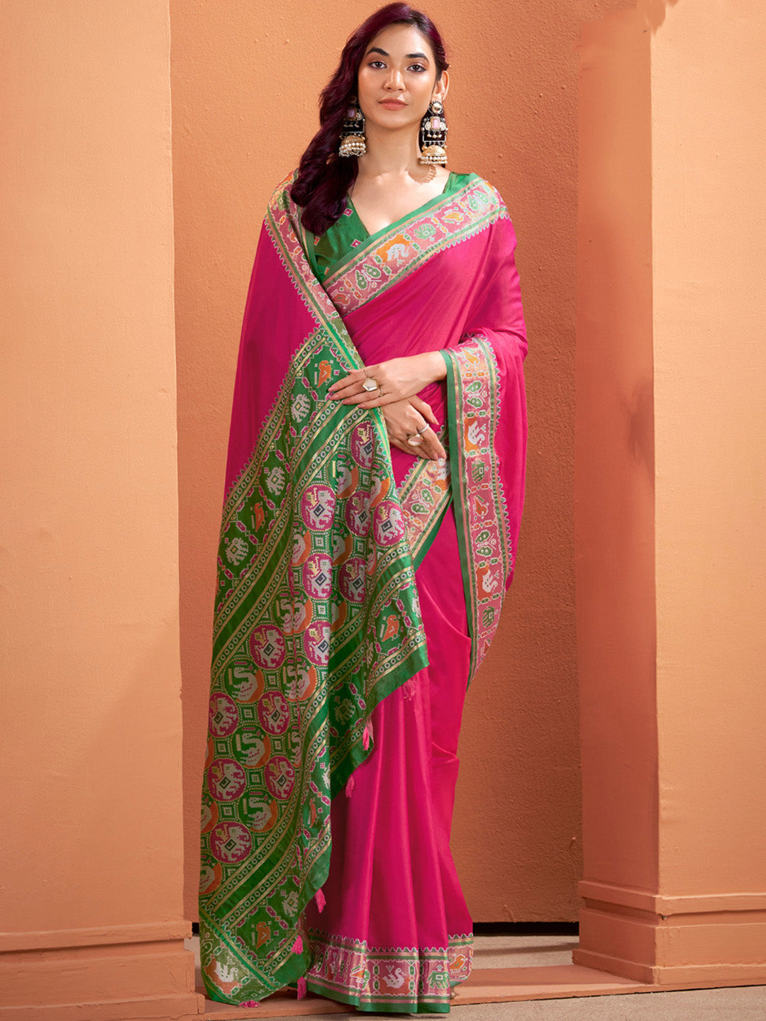 Urban Pallu Solid Silk Blend Festive Saree