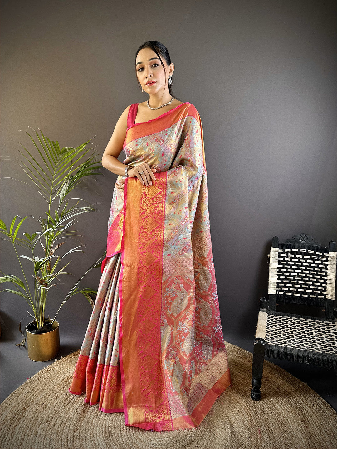 Urban Pallu Woven Design Silk Blend Traditional Saree
