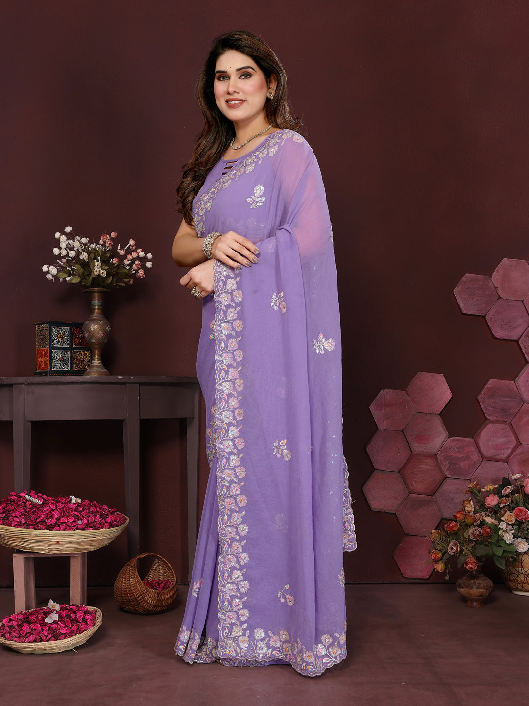 Urban Pallu Embroidered Poly Georgette Daily Saree