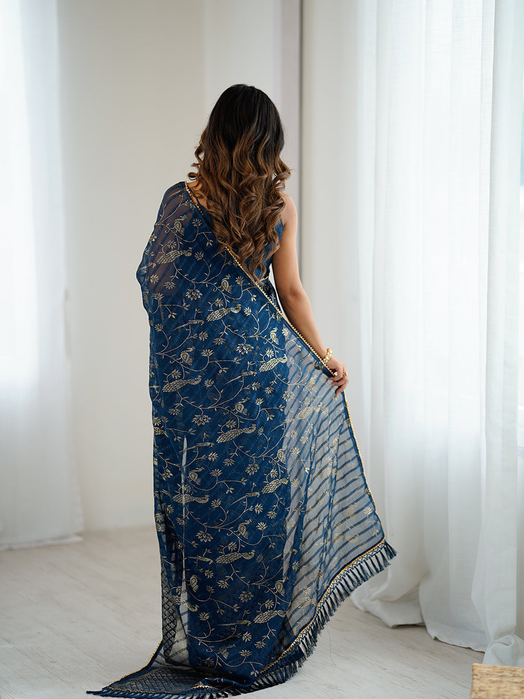Urban Pallu Printed Poly Chiffon Daily Saree