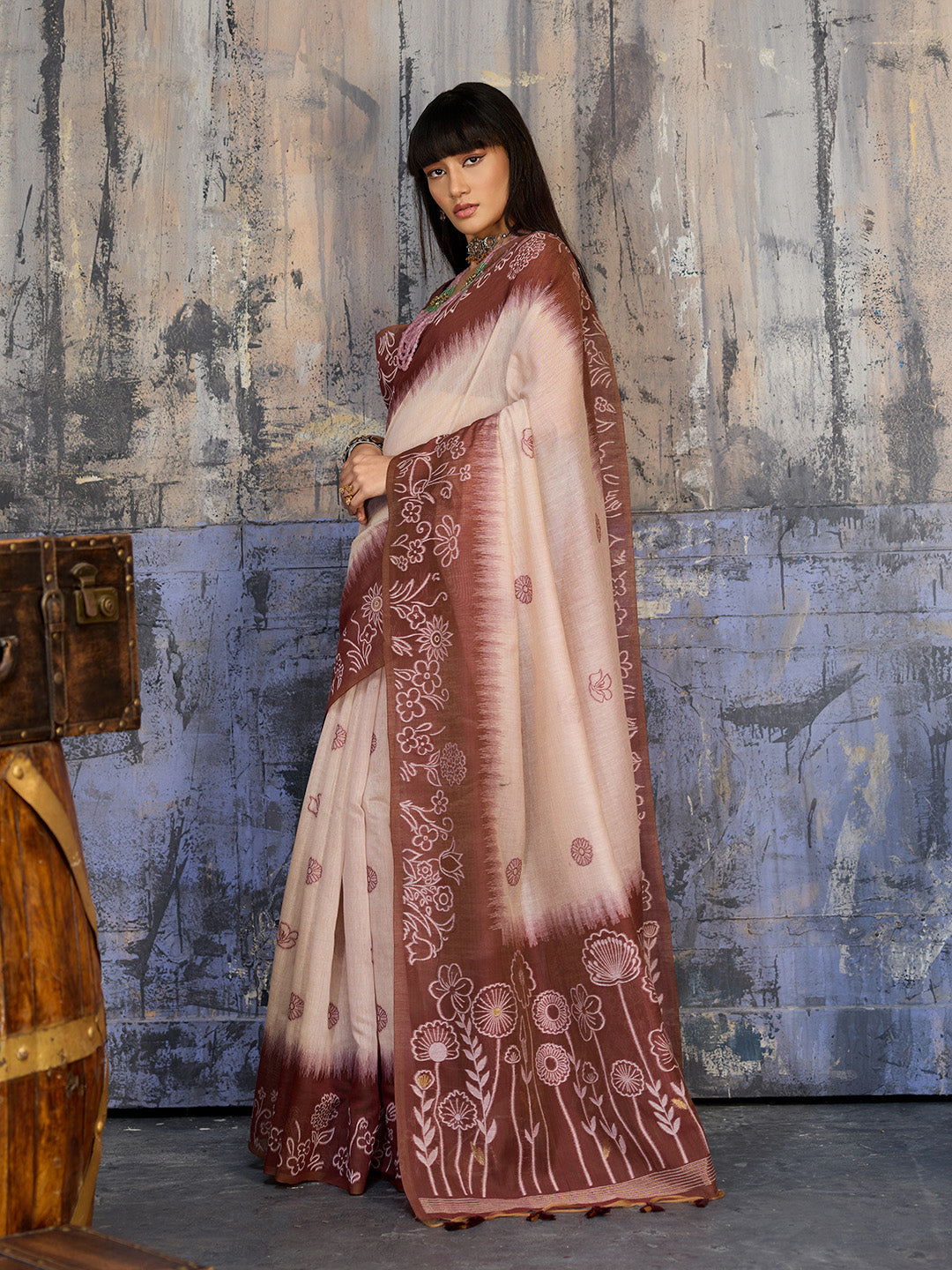 Urban Pallu Solid Silk Cotton Work Saree