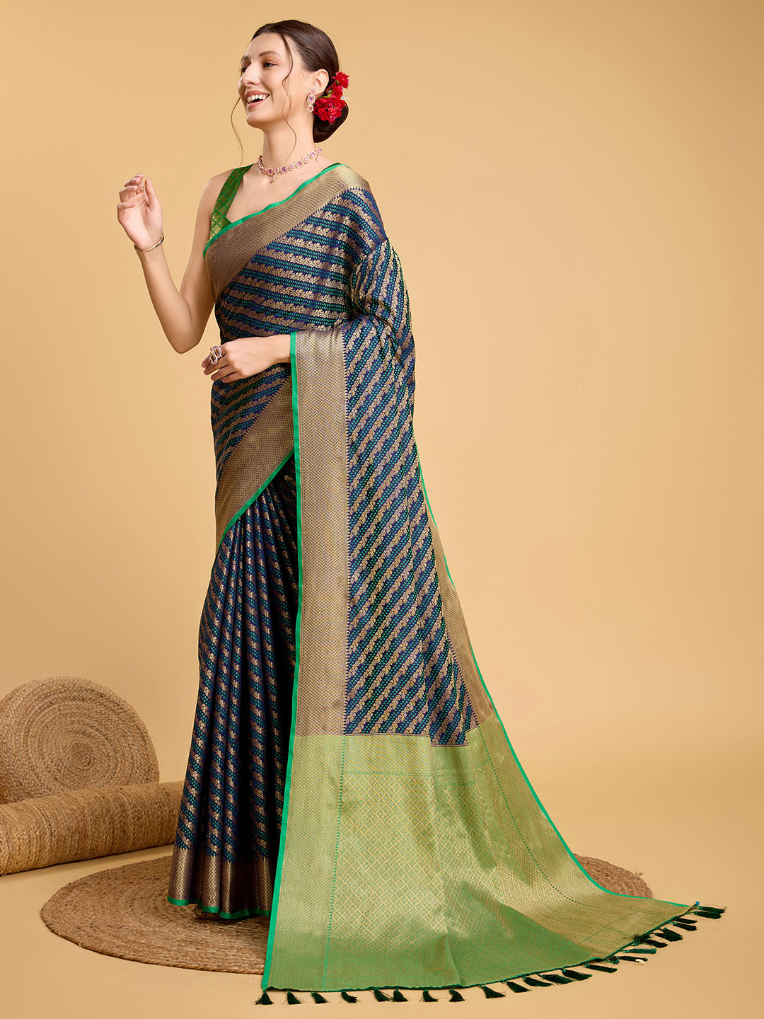 Urban Pallu Woven Design Silk Blend Party Saree