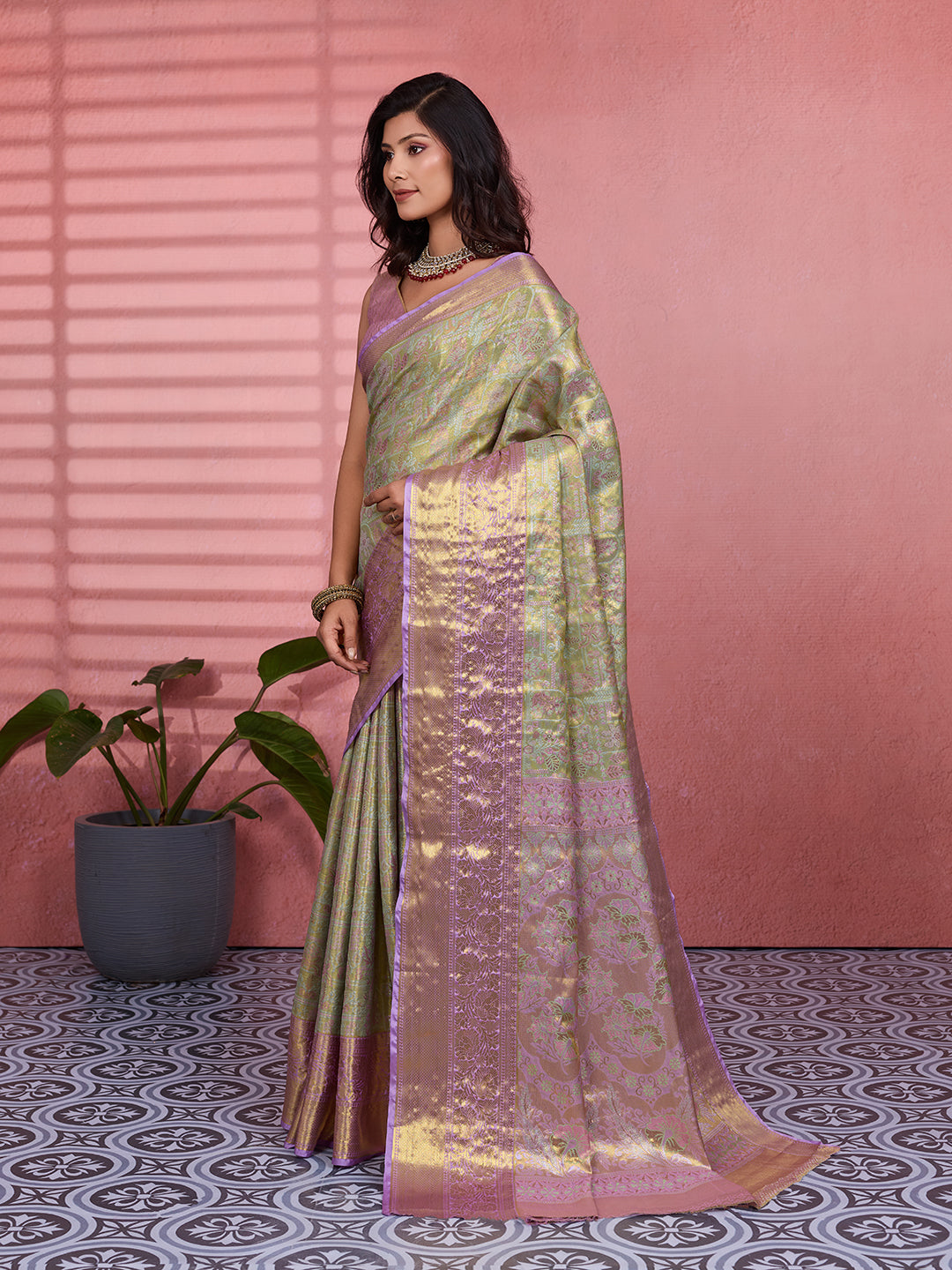 Urban Pallu Woven Design Art Silk Traditional Saree