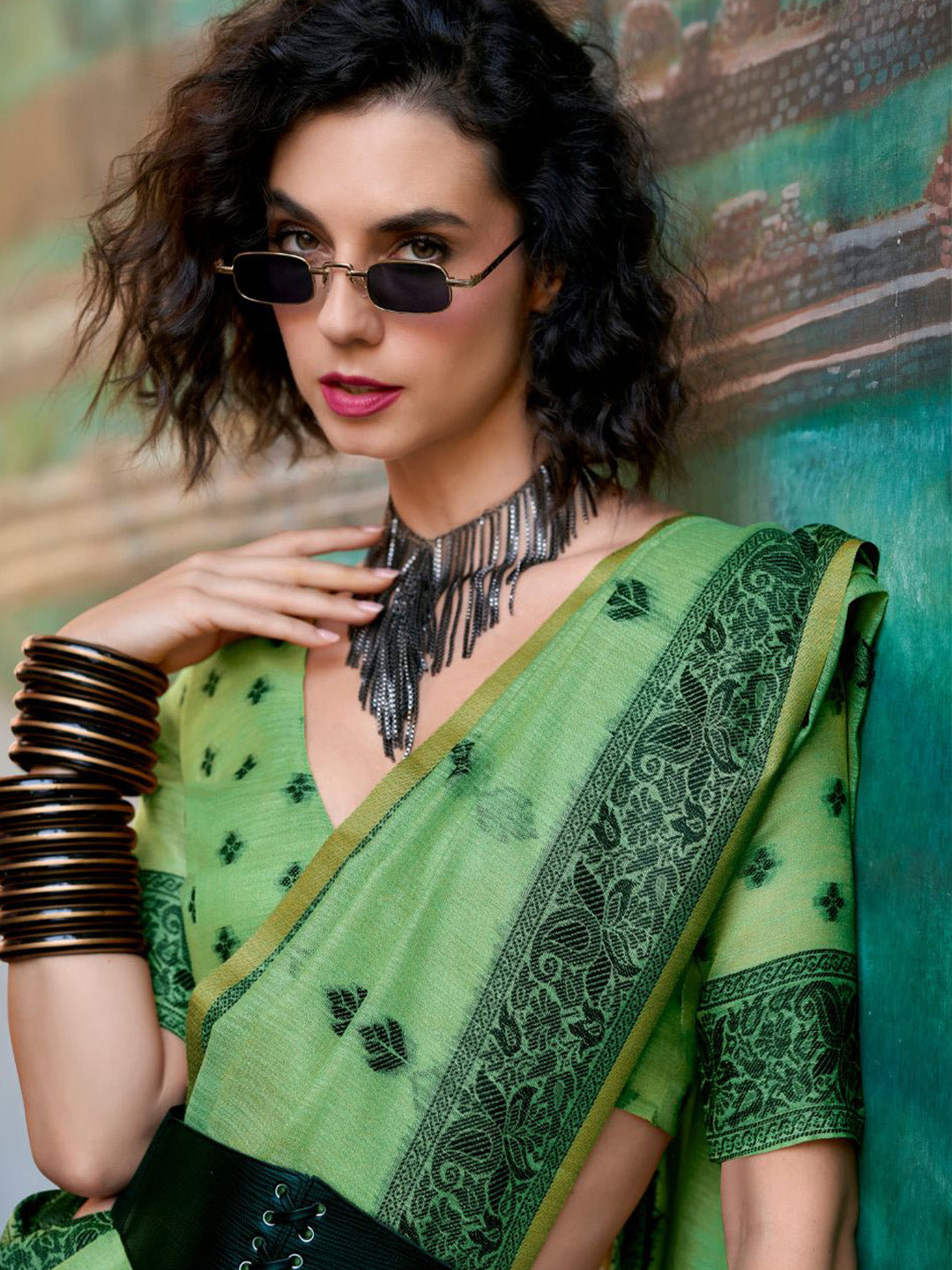 Urban Pallu Woven Design Cotton Blend Daily Saree