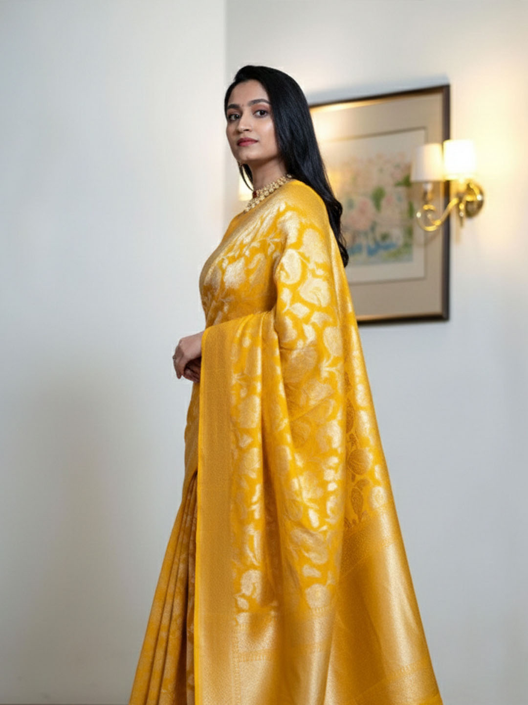 Urban Pallu Woven Design Silk Blend Traditional Saree