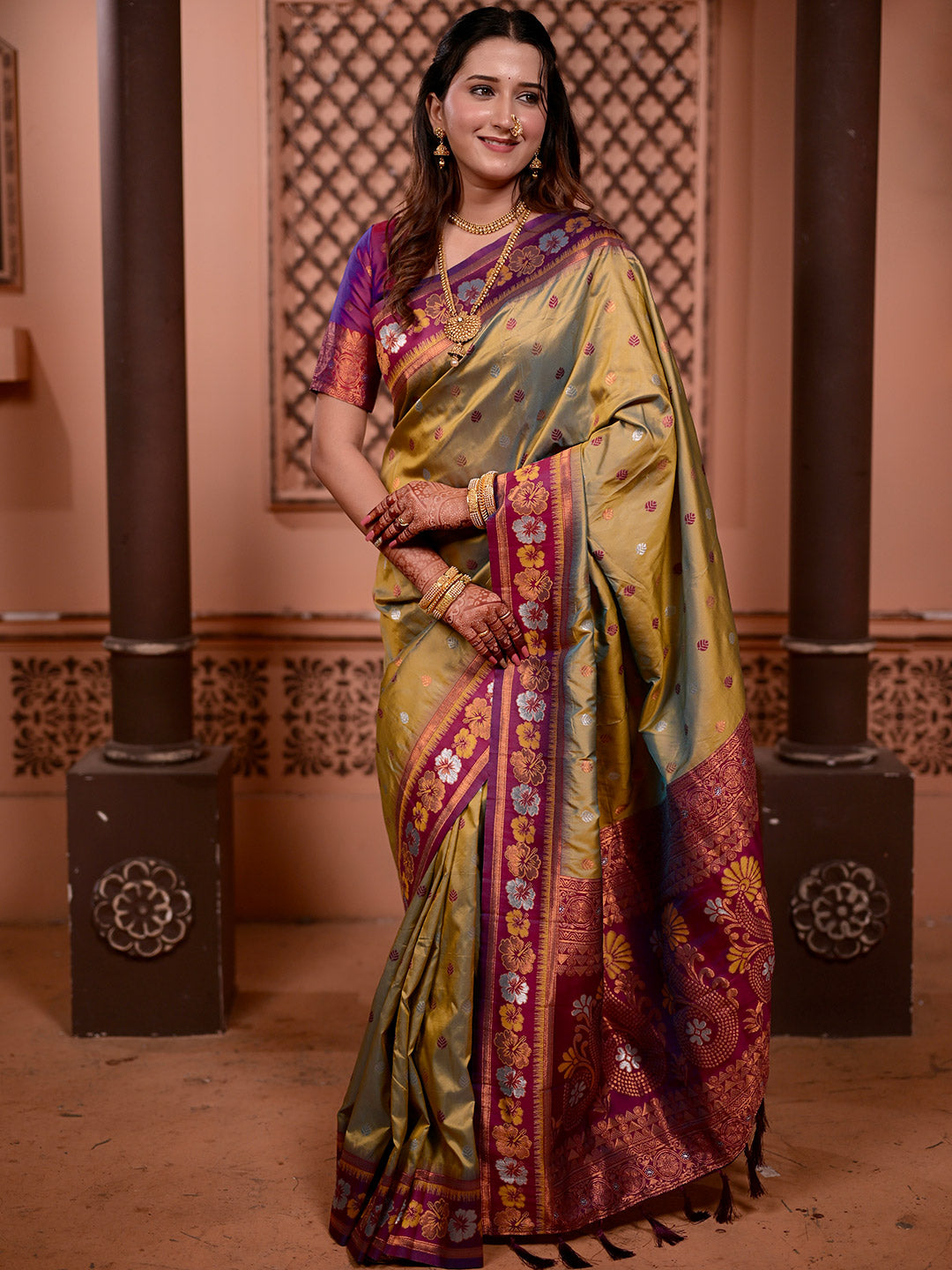 Urban Pallu Woven Design Silk Blend Traditional Saree