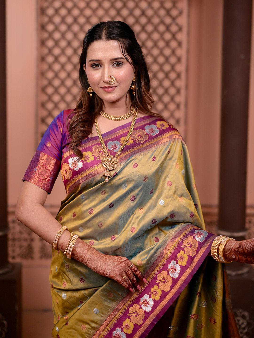 Urban Pallu Woven Design Silk Blend Traditional Saree