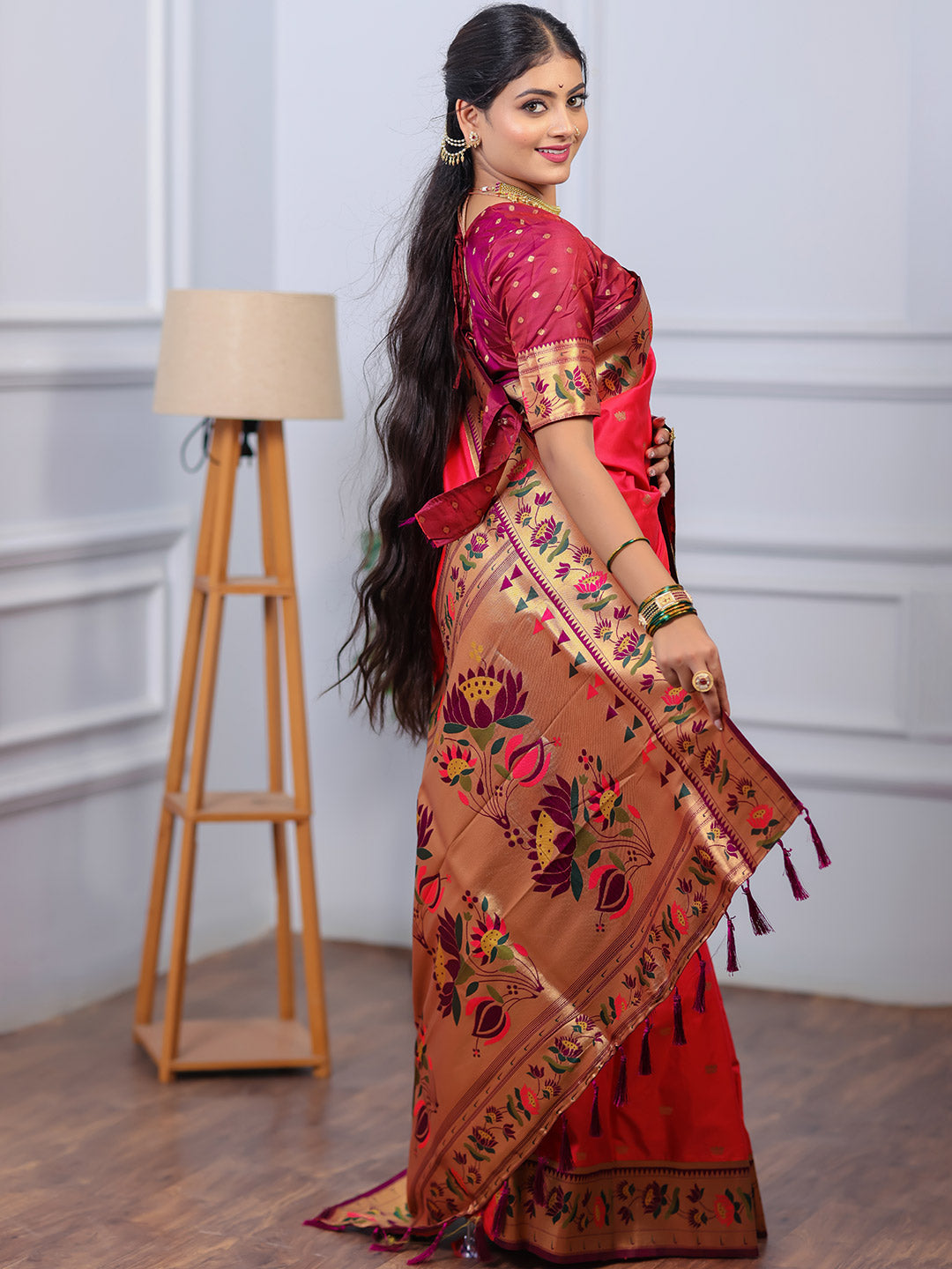 Urban Pallu Woven Design Silk Blend Traditional Saree