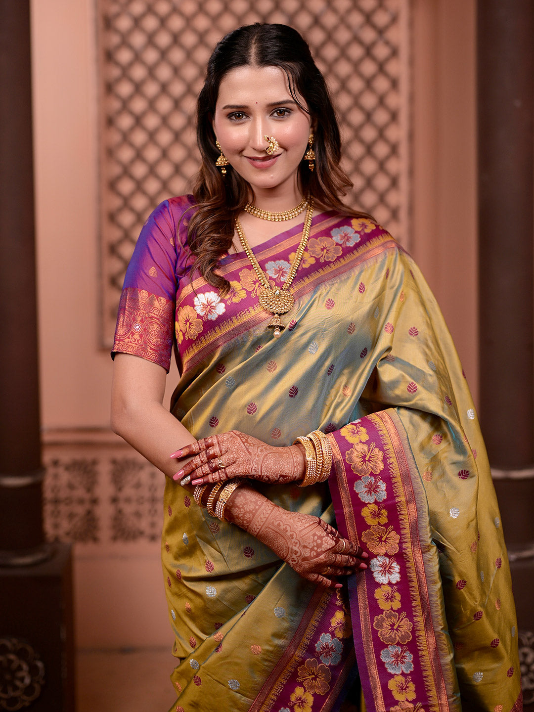 Urban Pallu Woven Design Silk Blend Traditional Saree