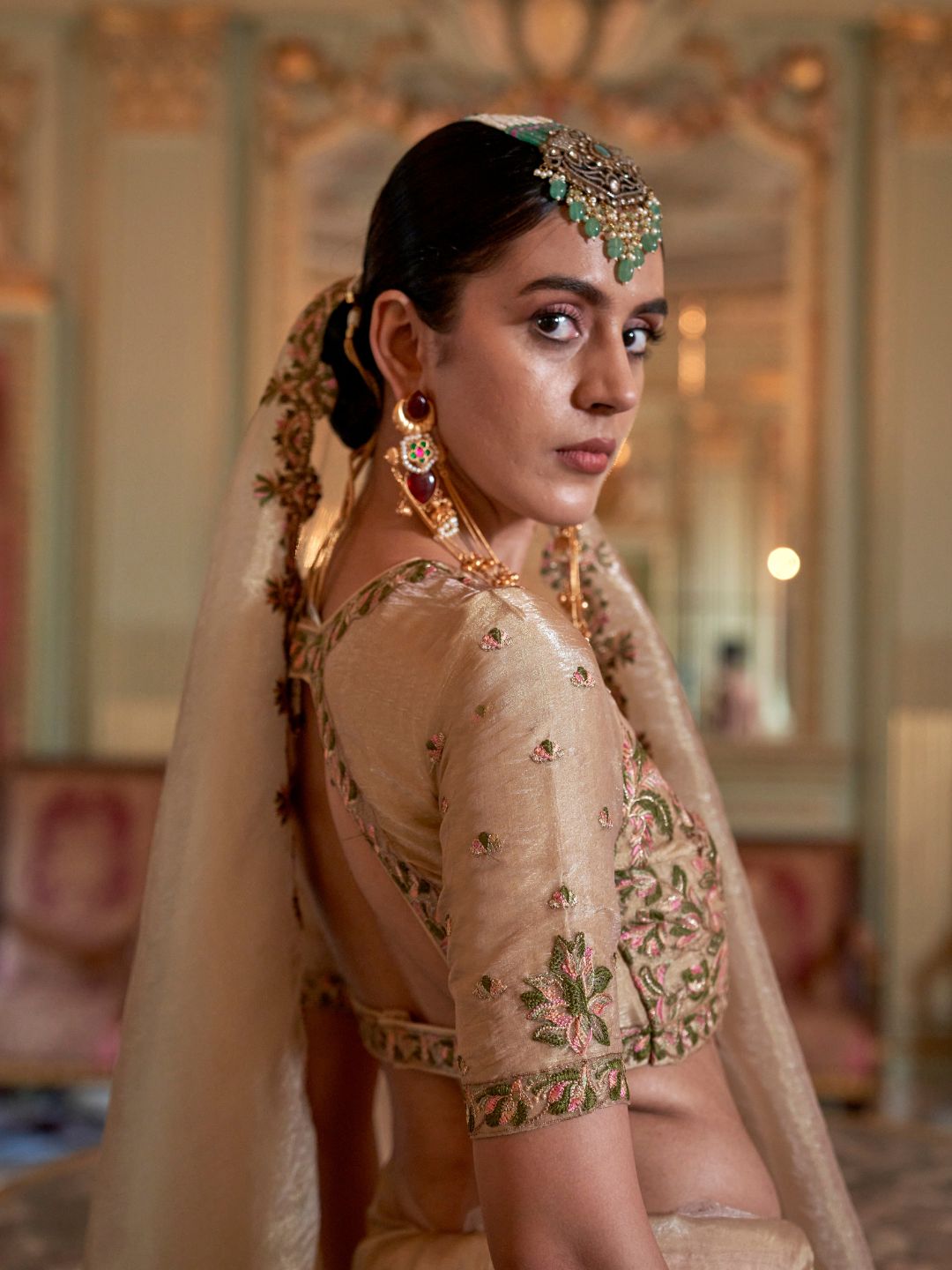 Urban Pallu Solid Tissue Fusion Saree
