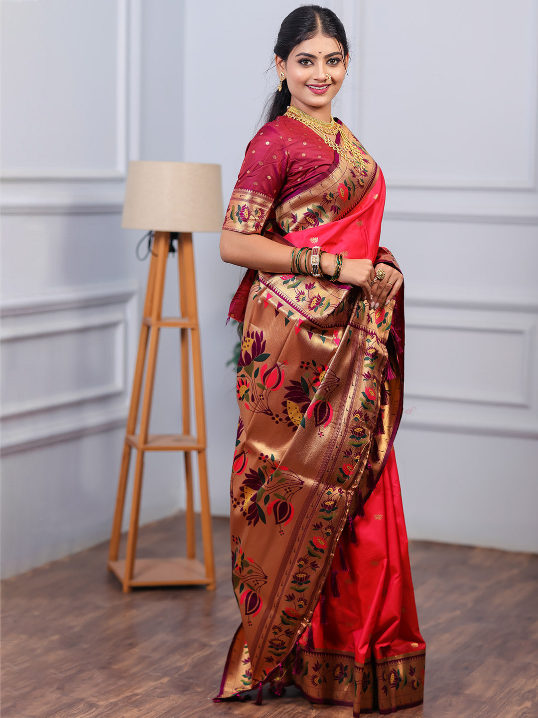 Urban Pallu Woven Design Silk Blend Traditional Saree