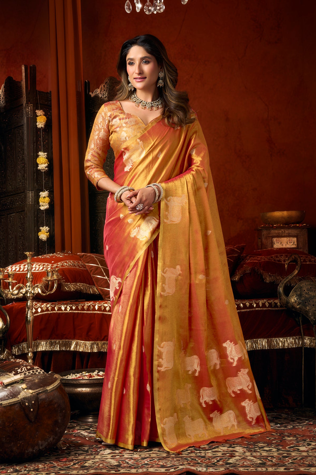 Urban Pallu Woven Design Silk Blend Traditional Saree