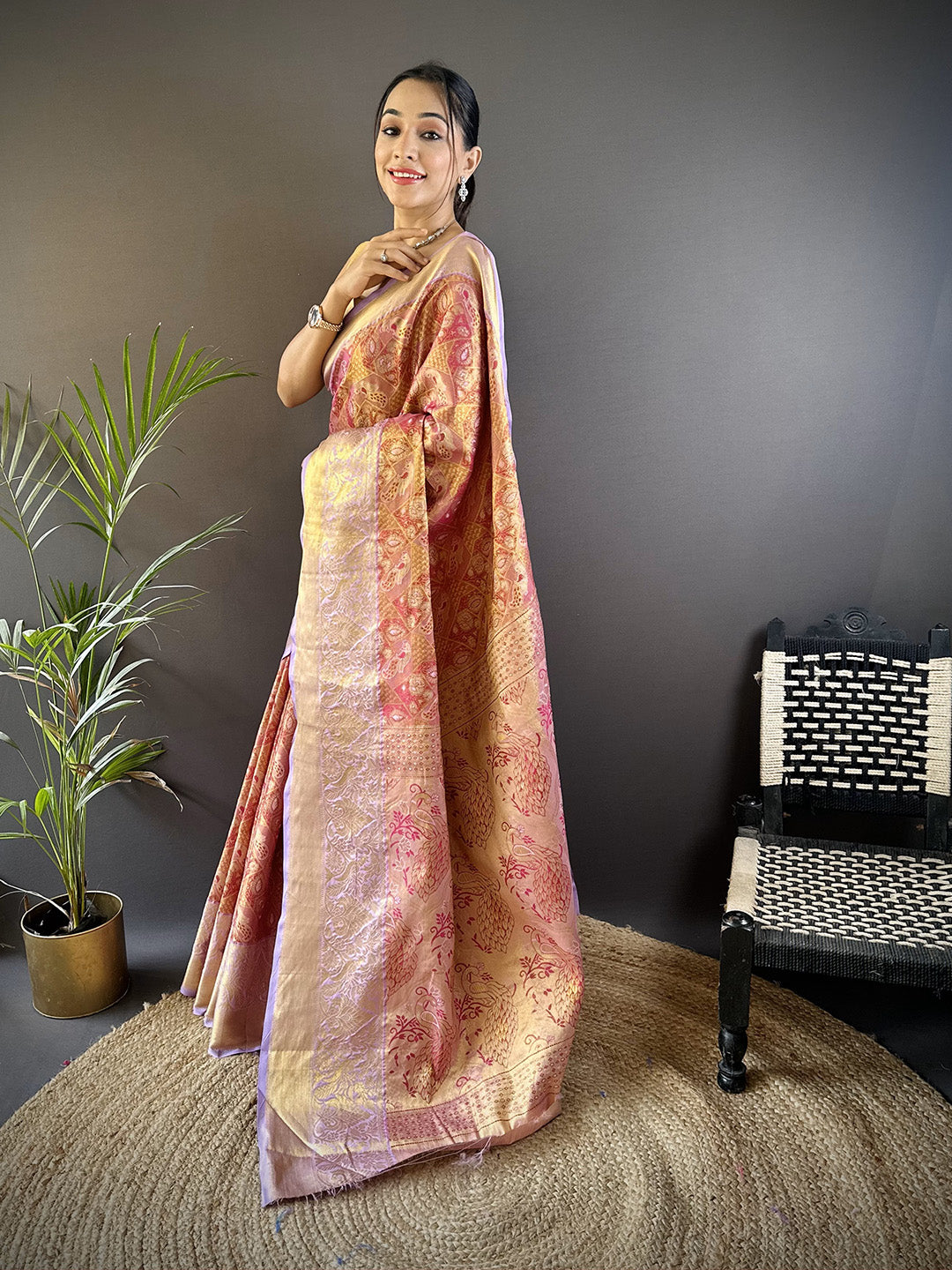 Urban Pallu Woven Design Silk Blend Traditional Saree