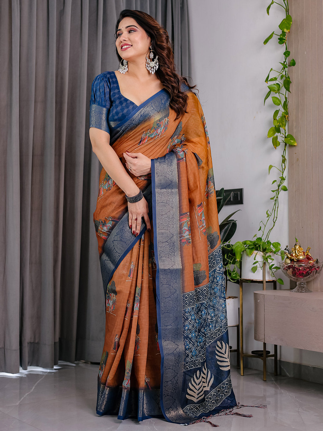 Urban Pallu Ethnic Motifs Patola Saree
