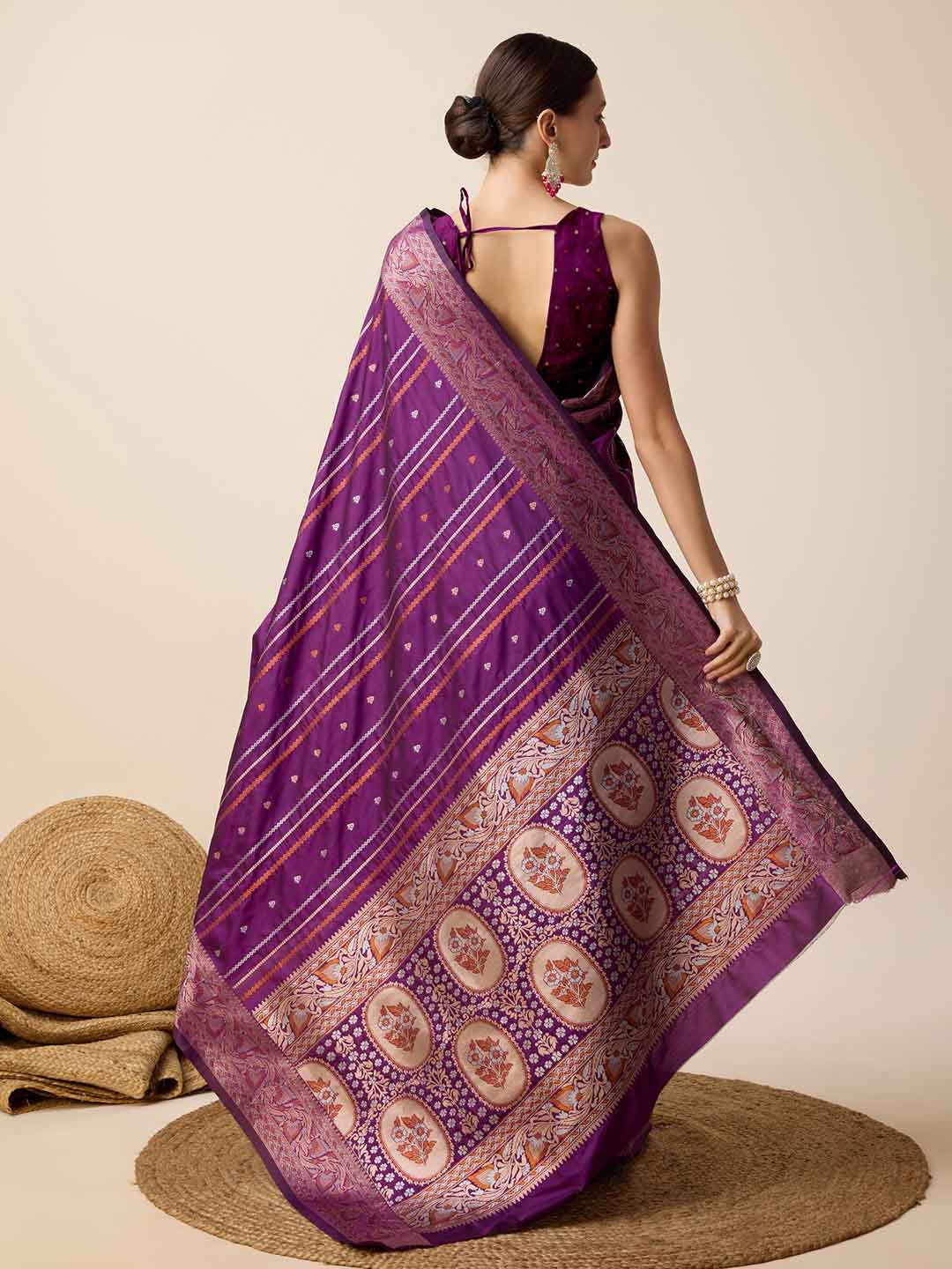 Urban Pallu Woven Design Silk Blend Party Saree