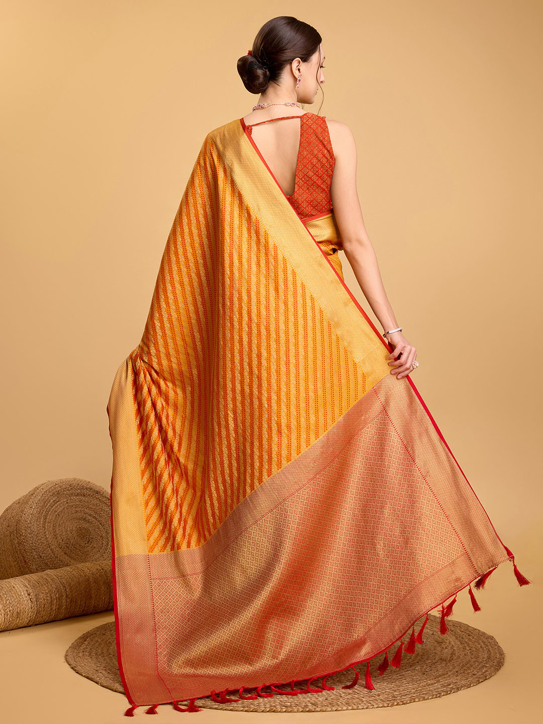 Urban Pallu Woven Design Silk Blend Party Saree