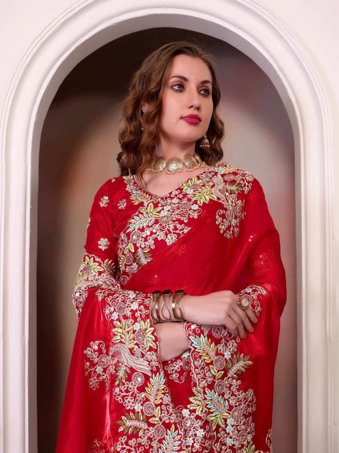 Urban Pallu Solid Silk Blend Festive Saree