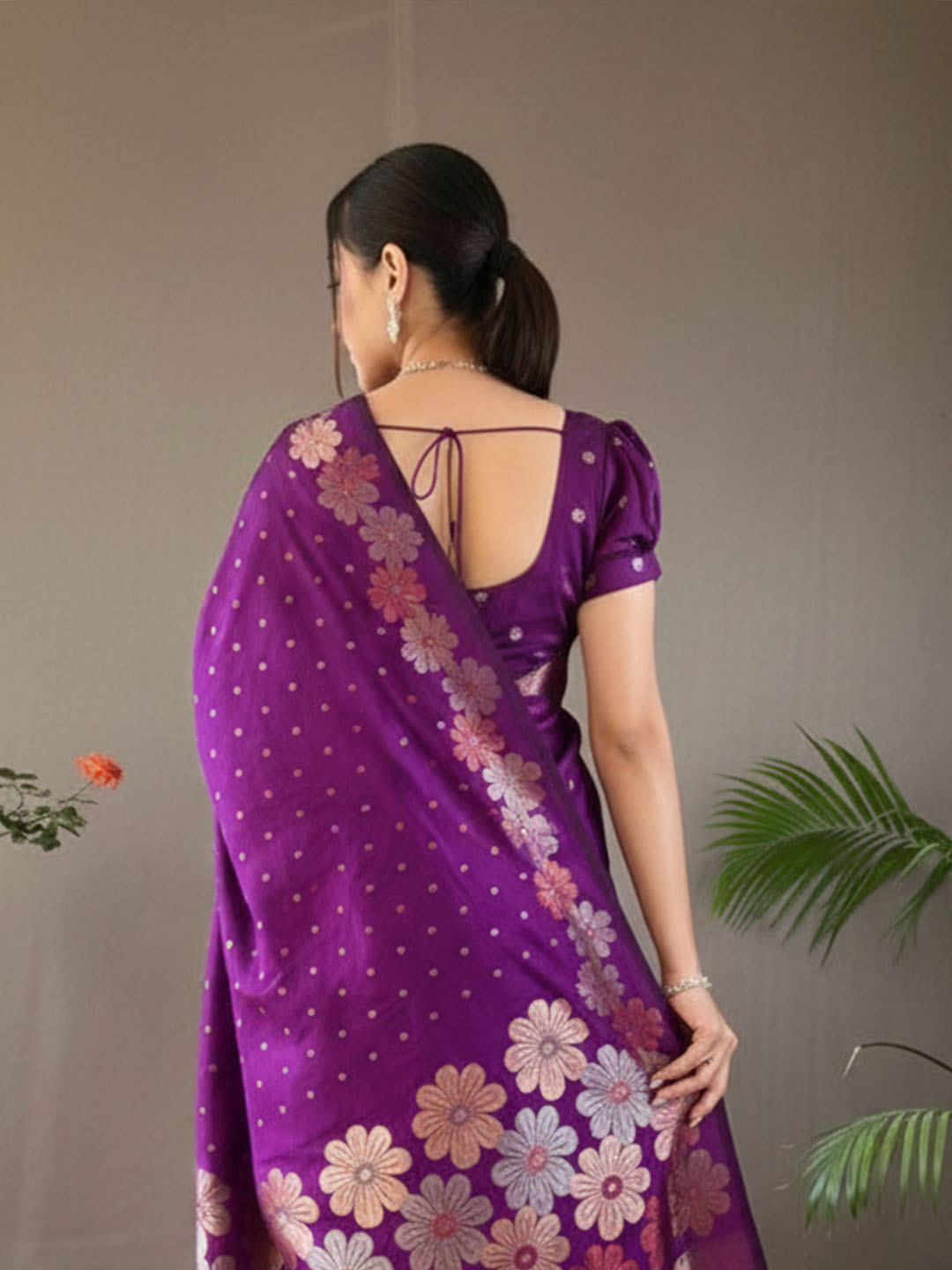 Urban Pallu Woven Design Silk Blend Work Saree