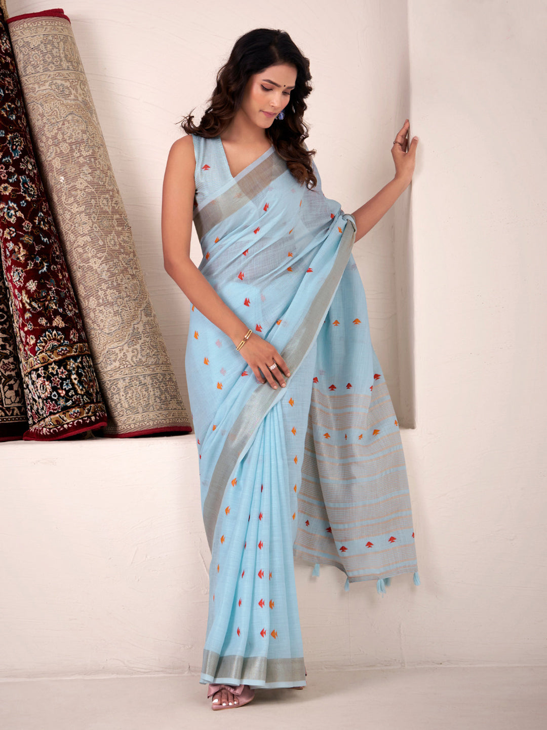 Urban Pallu Embroidered Cotton Blend Traditional Saree