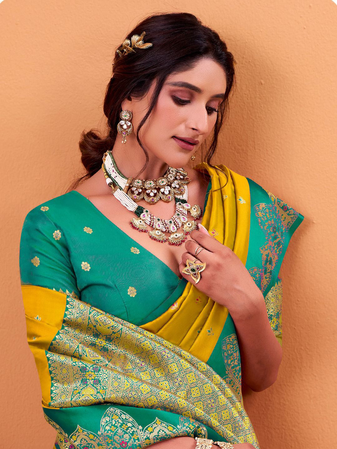 Urban Pallu Solid Silk Blend Festive Saree
