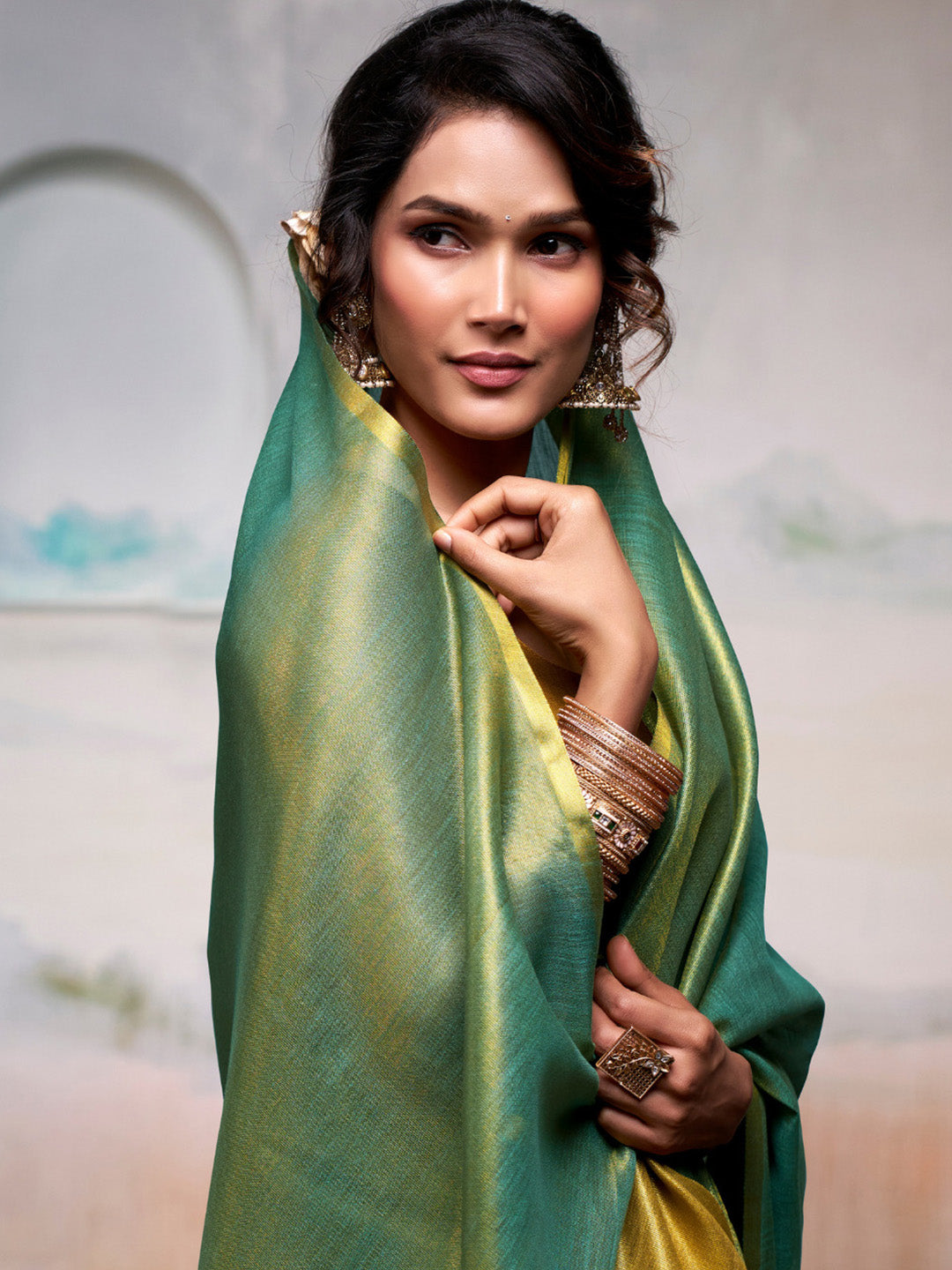 Urban Pallu Woven Design Cotton Blend Daily Saree
