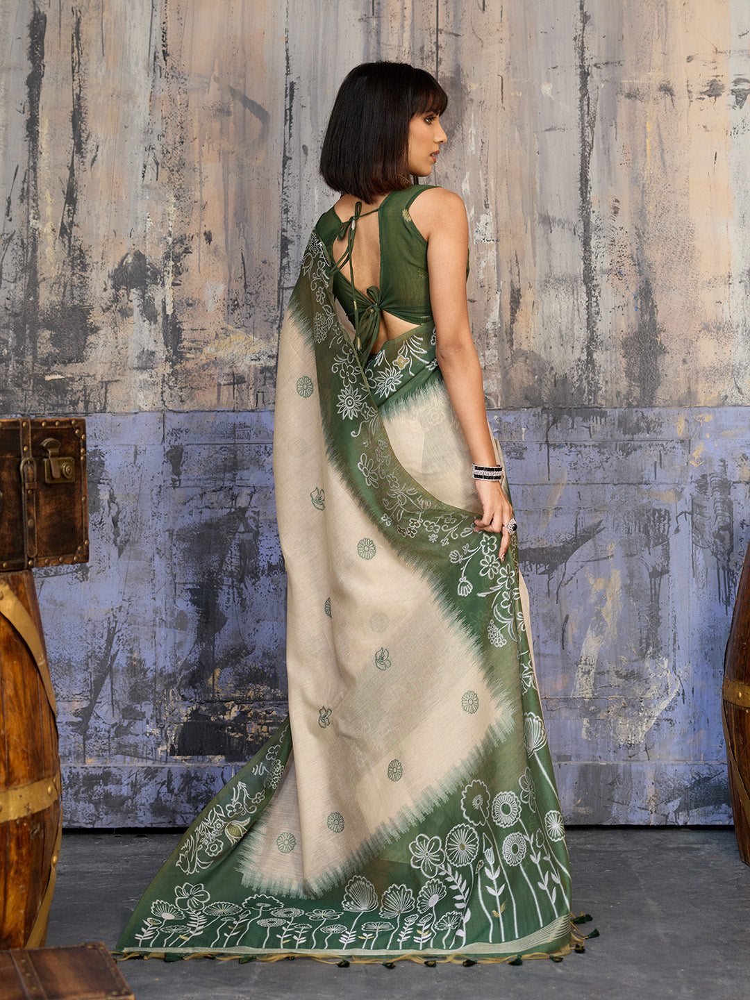 Urban Pallu Solid Silk Cotton Work Saree
