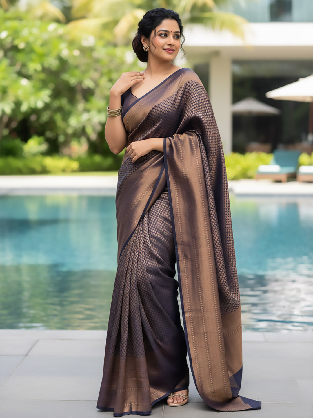 Urban Pallu Woven Design Silk Blend Traditional Saree