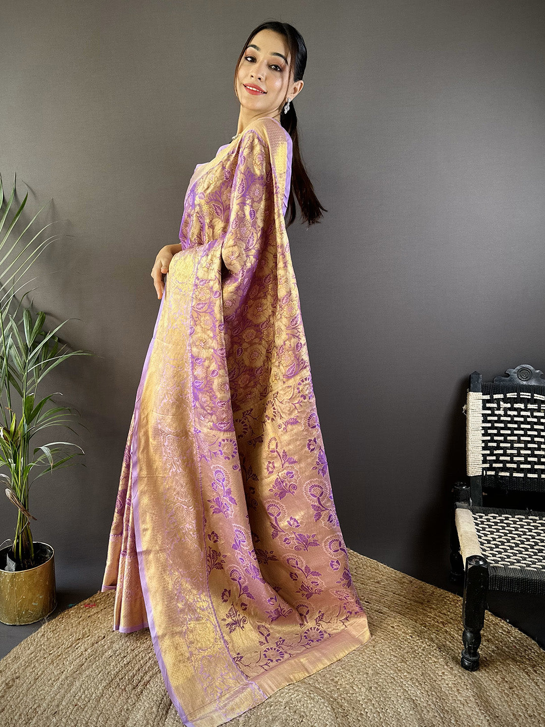 Urban Pallu Woven Design Silk Blend Traditional Saree