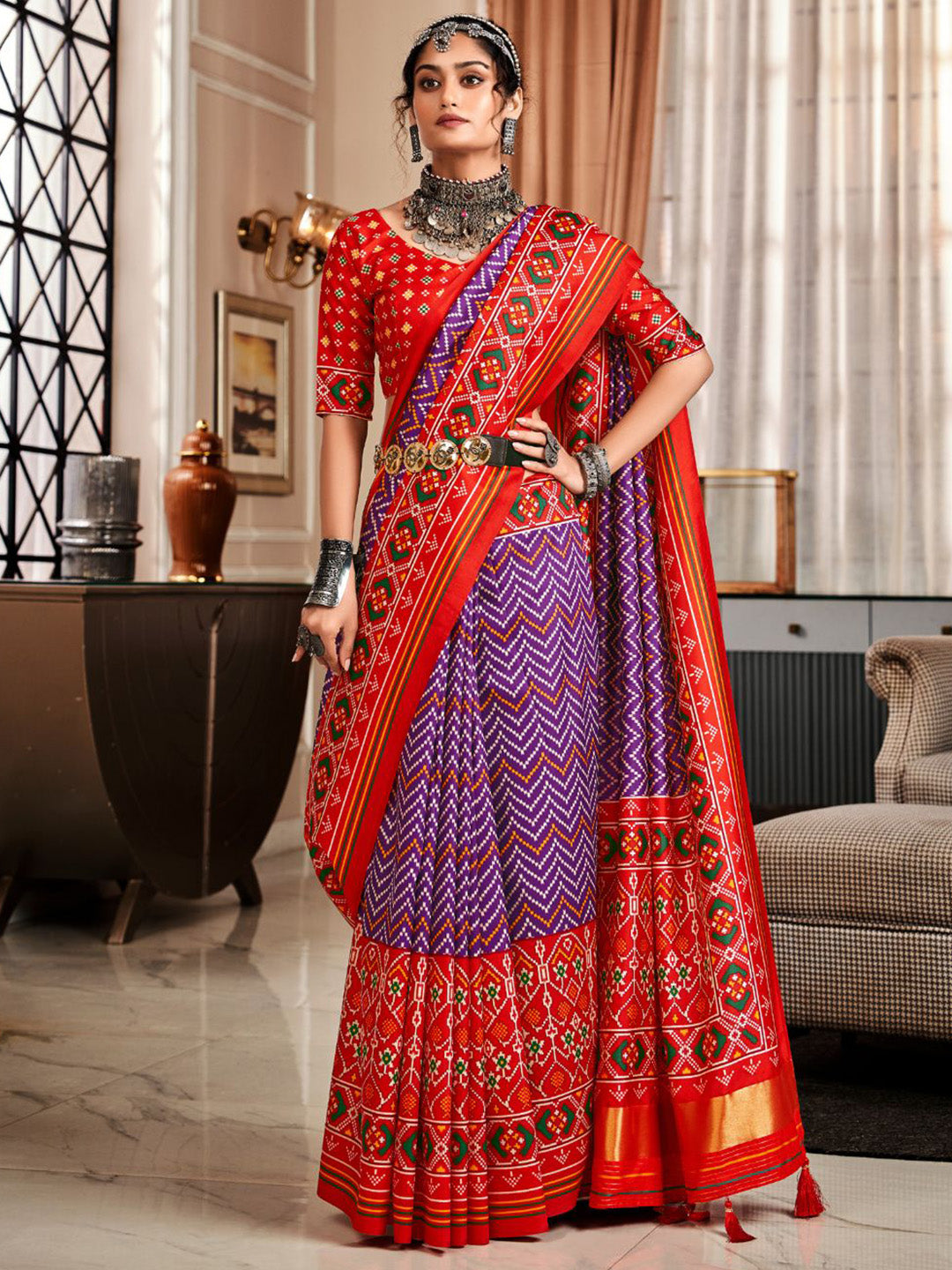 Urban Pallu Woven Design Cotton Blend Daily Saree