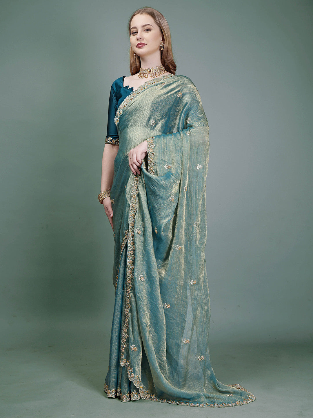 Urban Pallu Embroidered Organza Fusion Saree