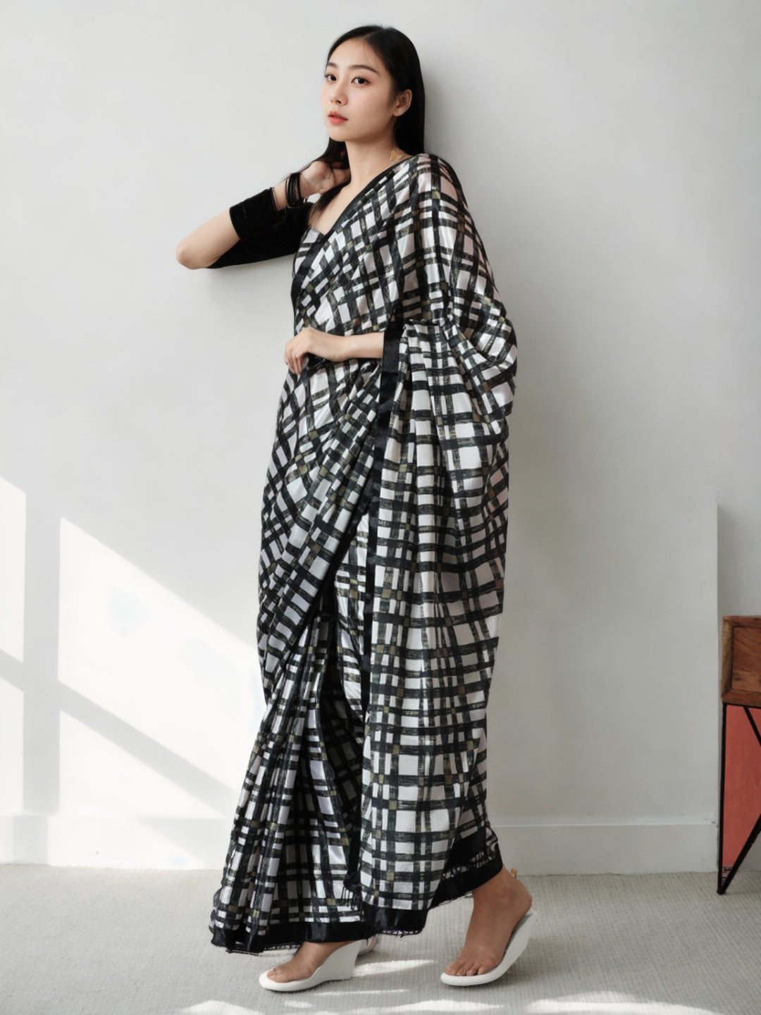 Urban Pallu Woven Design Silk Blend Fusion Saree
