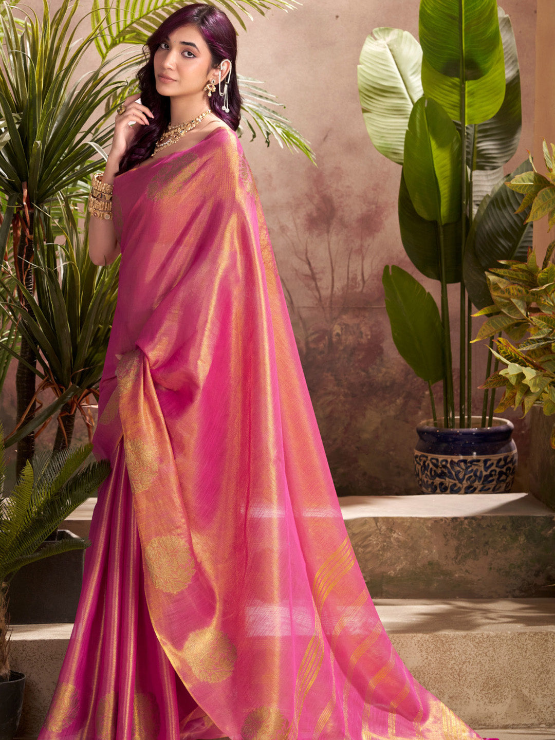 Urban Pallu Woven Design Silk Blend Traditional Saree