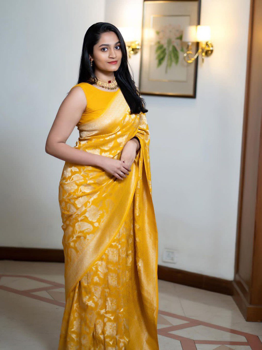 Urban Pallu Woven Design Silk Blend Traditional Saree