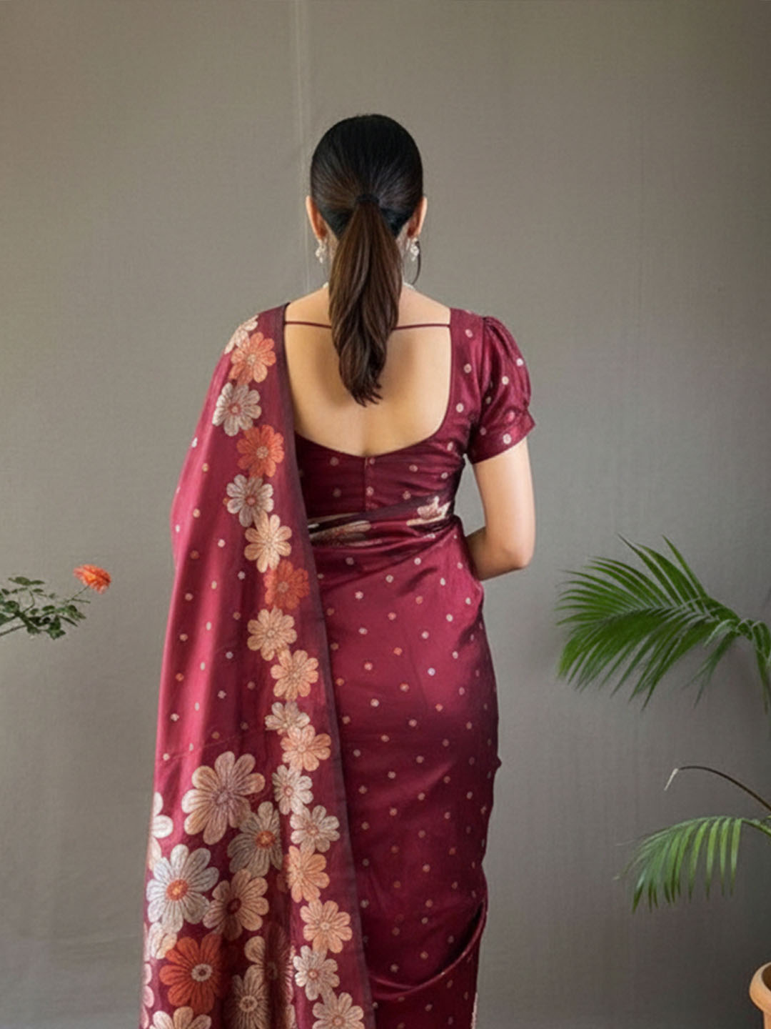 Urban Pallu Woven Design Silk Blend Work Saree