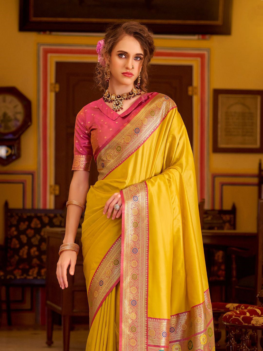 Urban Pallu Woven Design Silk Blend Daily Saree