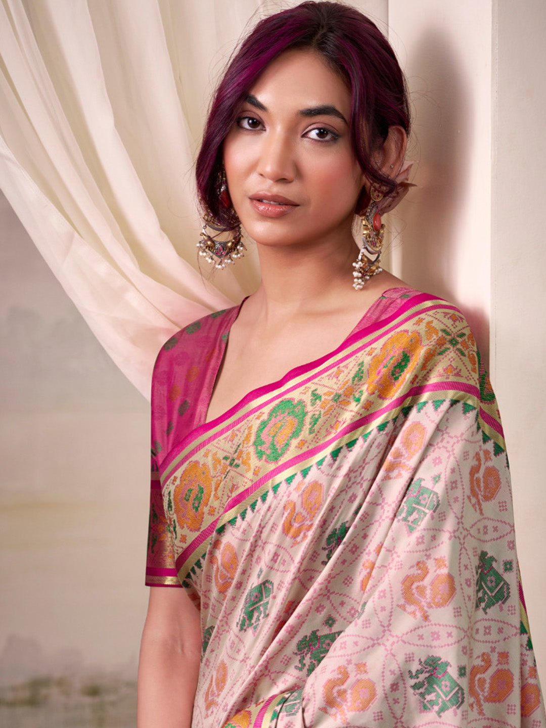 Urban Pallu Woven Design Cotton Blend Daily Saree