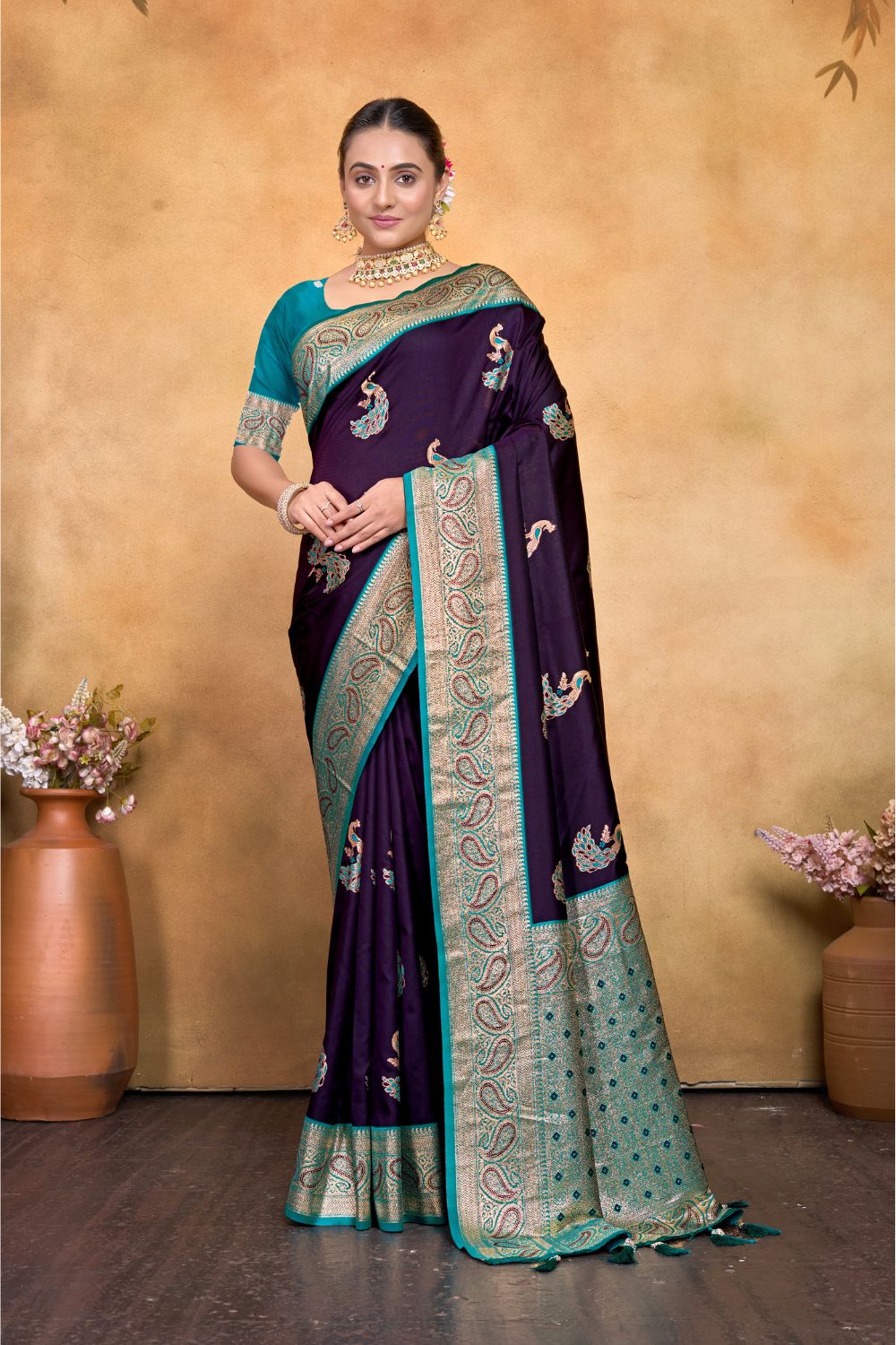 Urban Pallu Woven Design Silk Blend Fusion Saree
