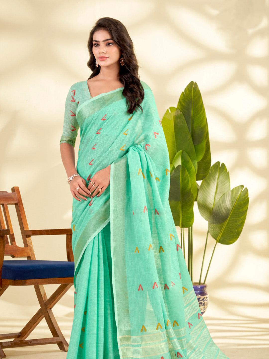 Urban Pallu Woven Design Cotton Blend Daily Saree