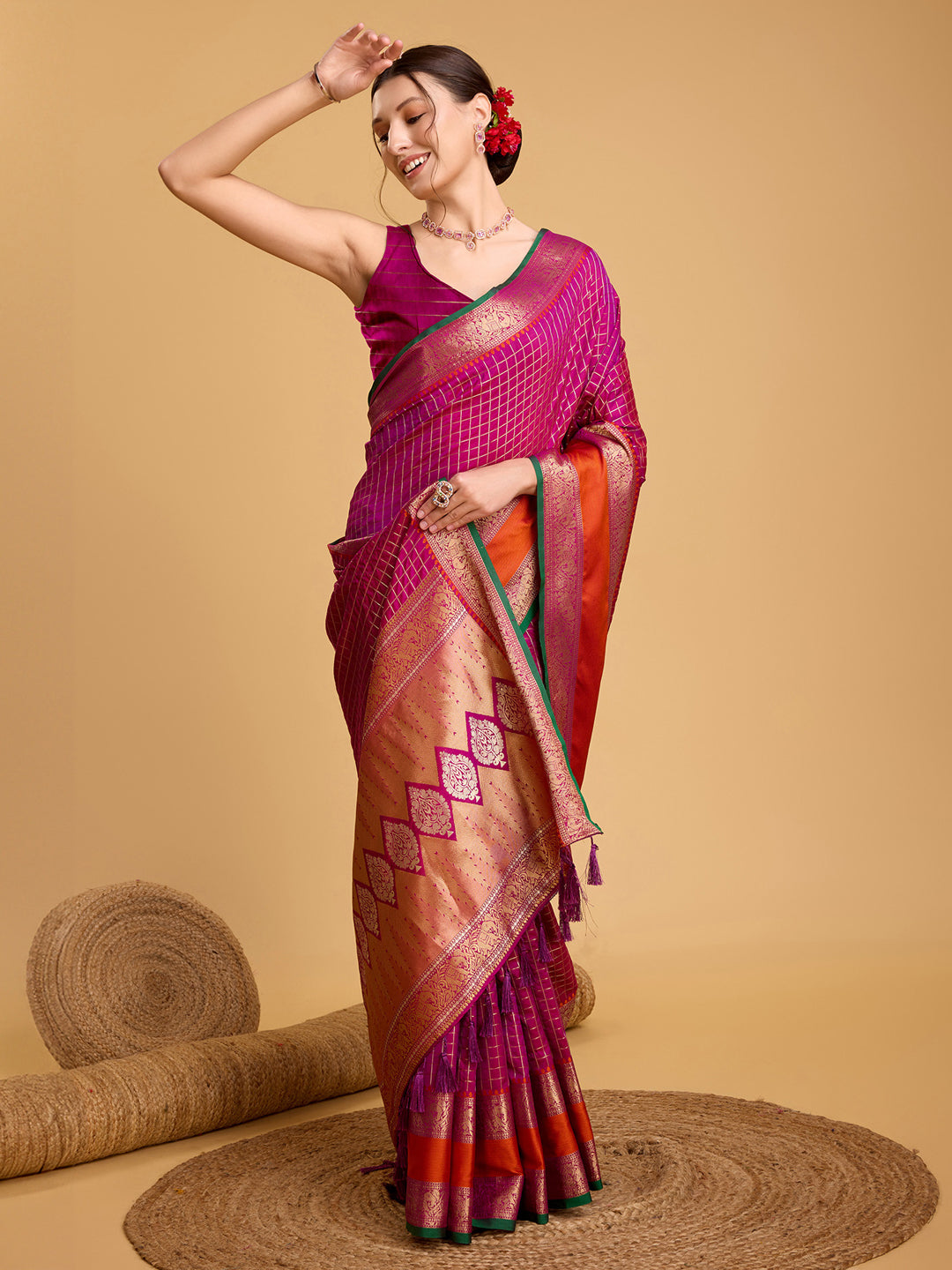 Urban Pallu Woven Design Silk Blend Party Saree