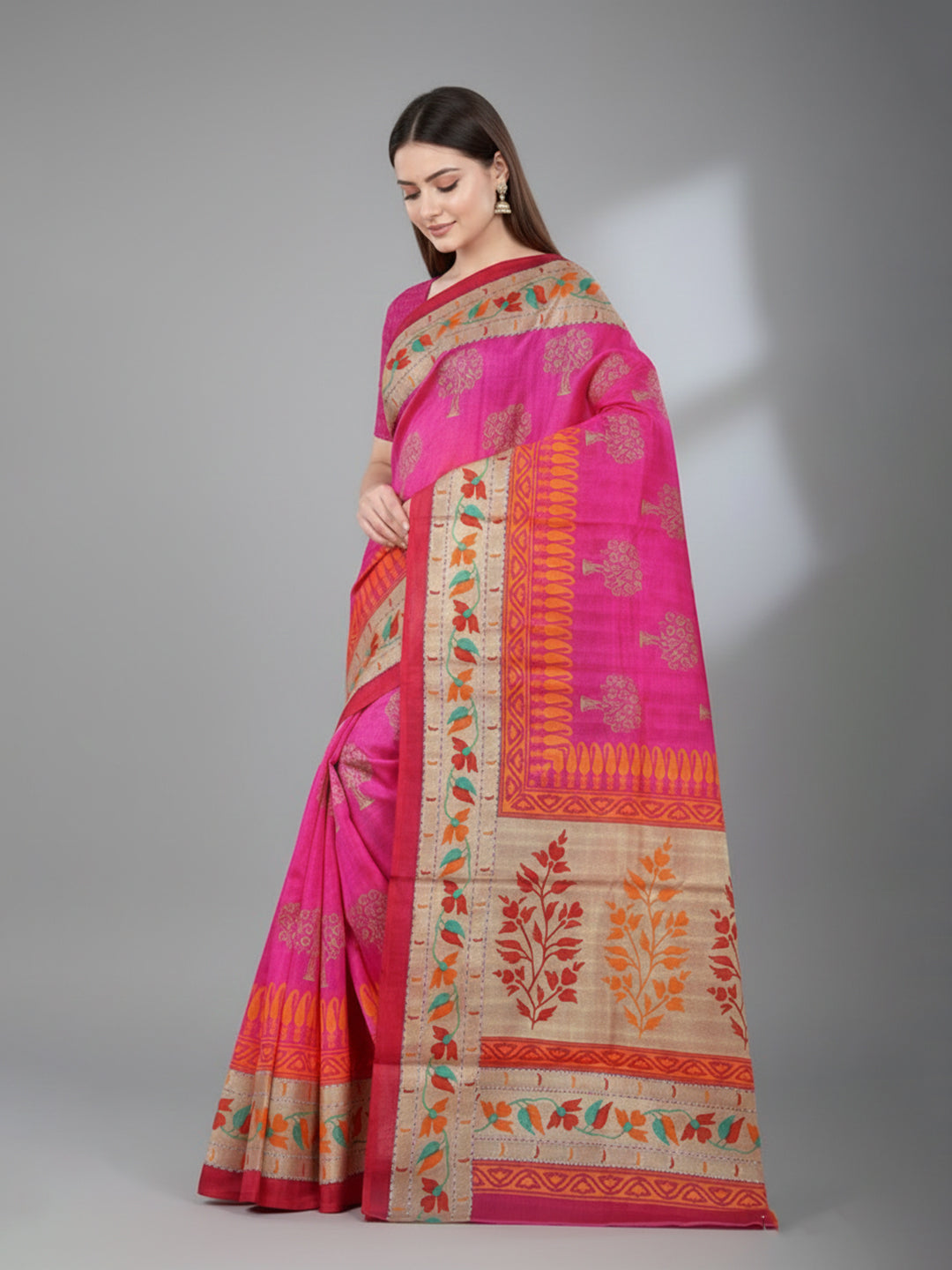 Urban Pallu Solid Silk Blend Festive Saree