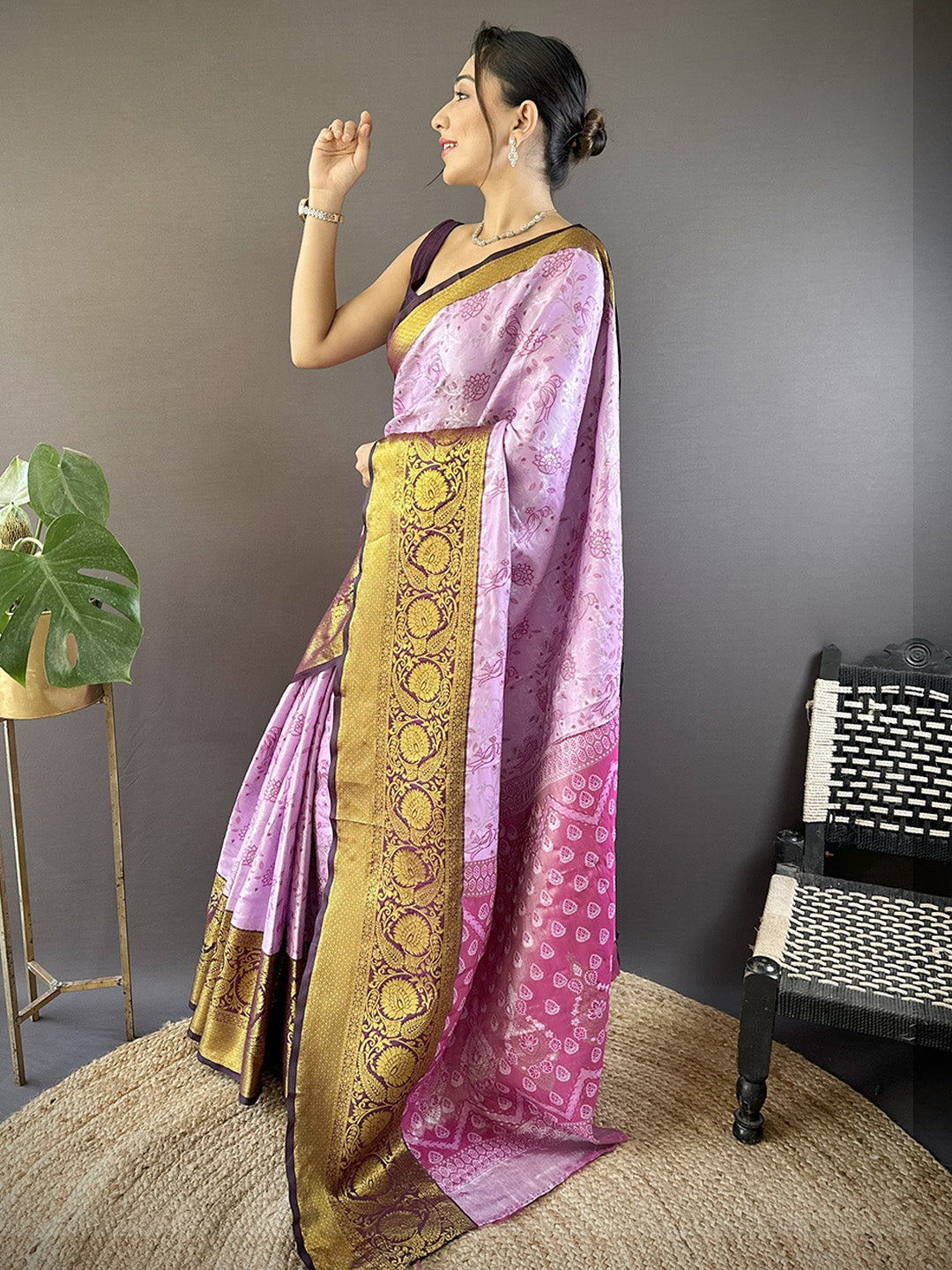 Urban Pallu Woven Design Silk Blend Traditional Saree
