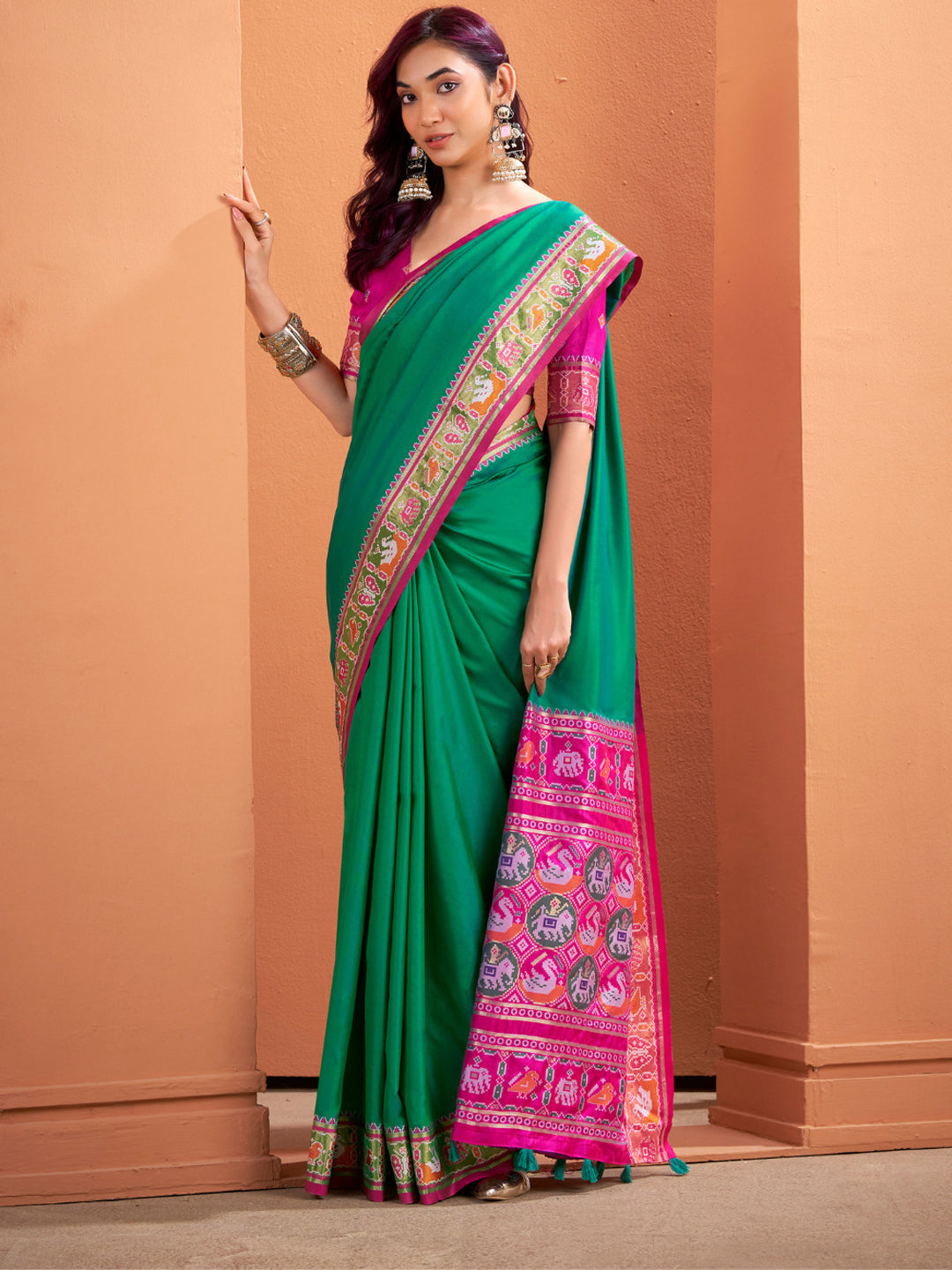 Urban Pallu Solid Silk Blend Festive Saree