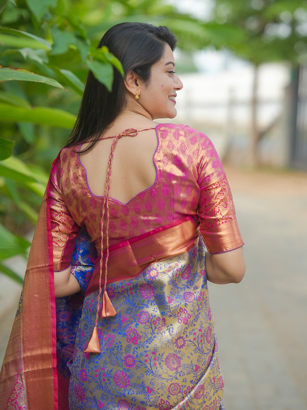 Urban Pallu Woven Design Art Silk Traditional Saree