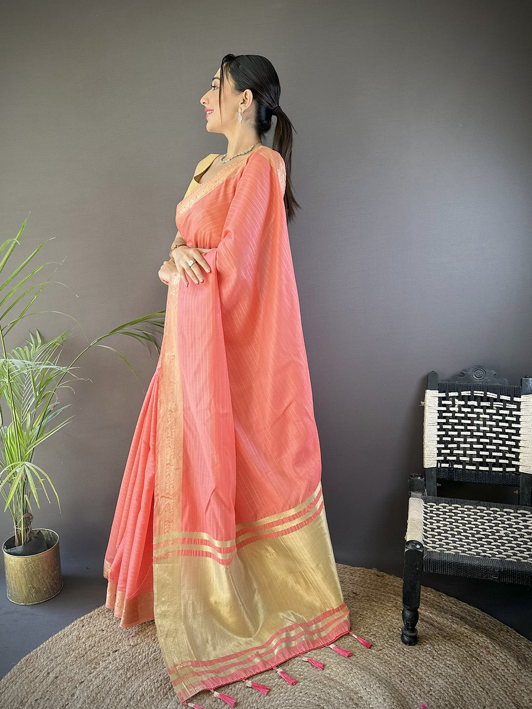 Urban Pallu Floral Sequinned Silk Blend Fusion Saree