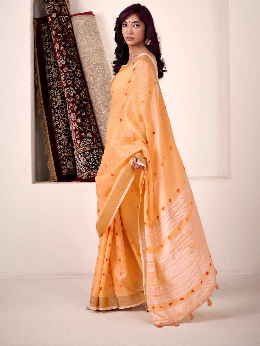 Urban Pallu Embroidered Cotton Blend Traditional Saree