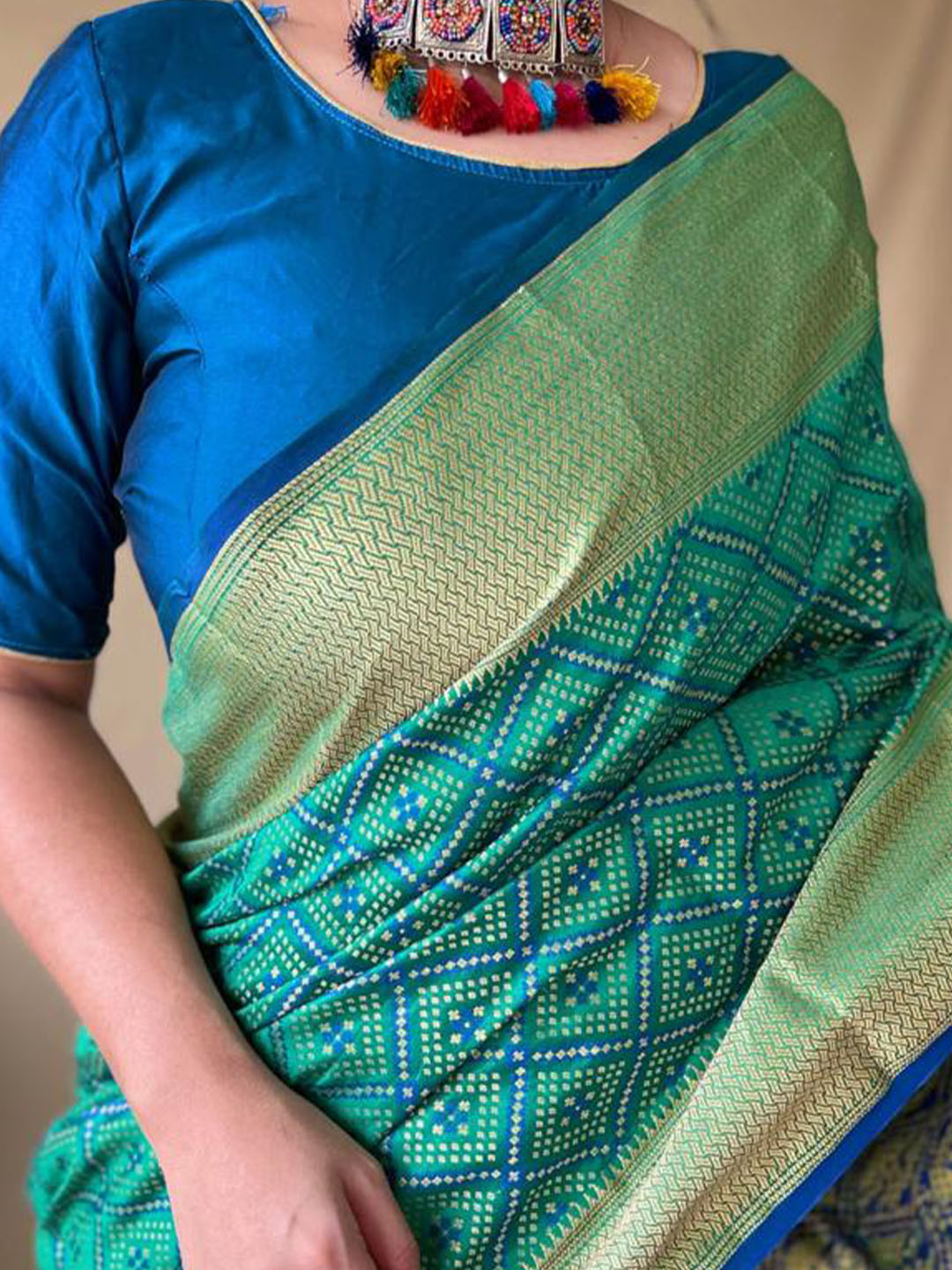 Urban Pallu Woven Design Silk Blend Party Saree