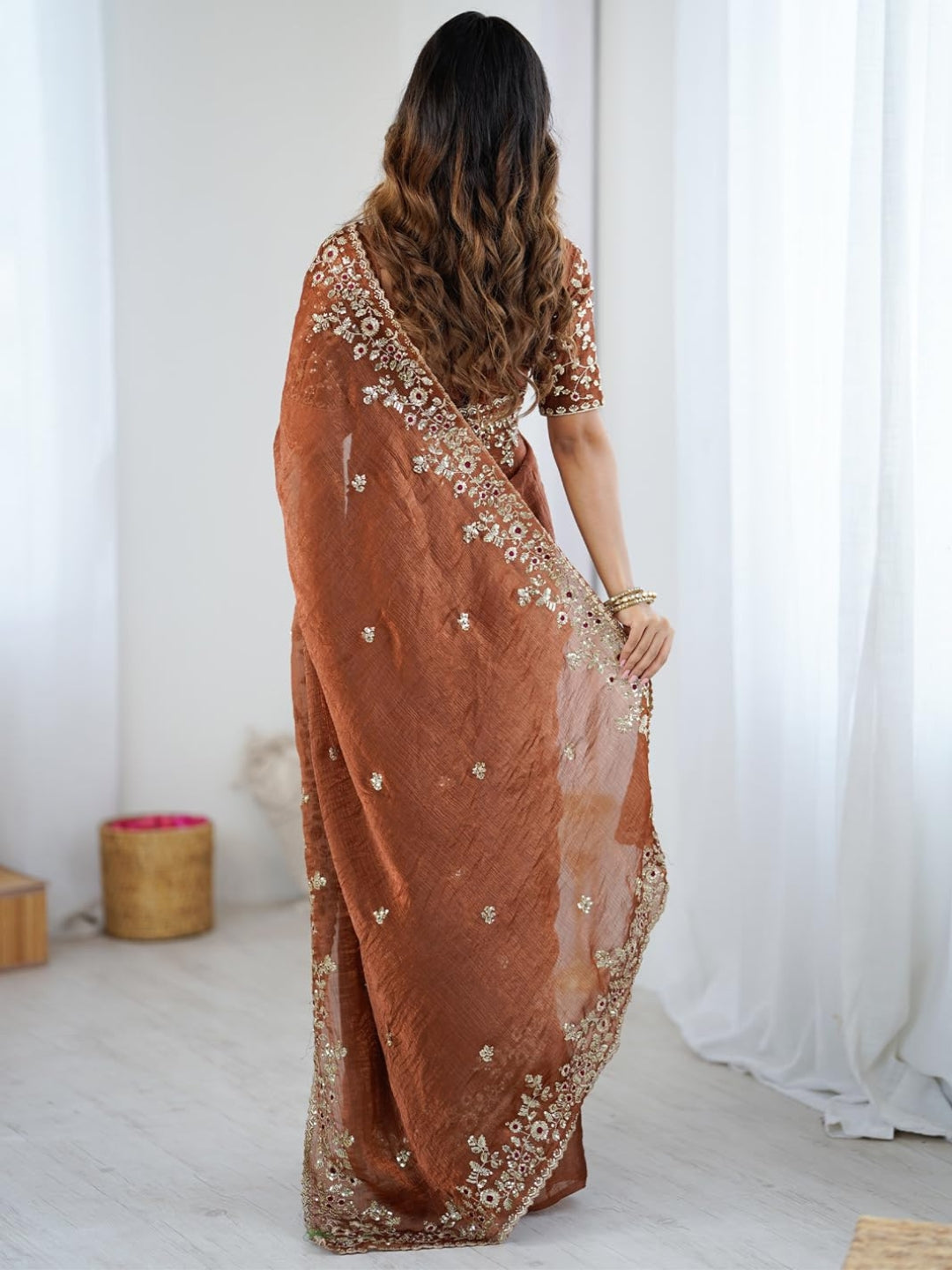 Urban Pallu Solid Silk Blend Festive Saree