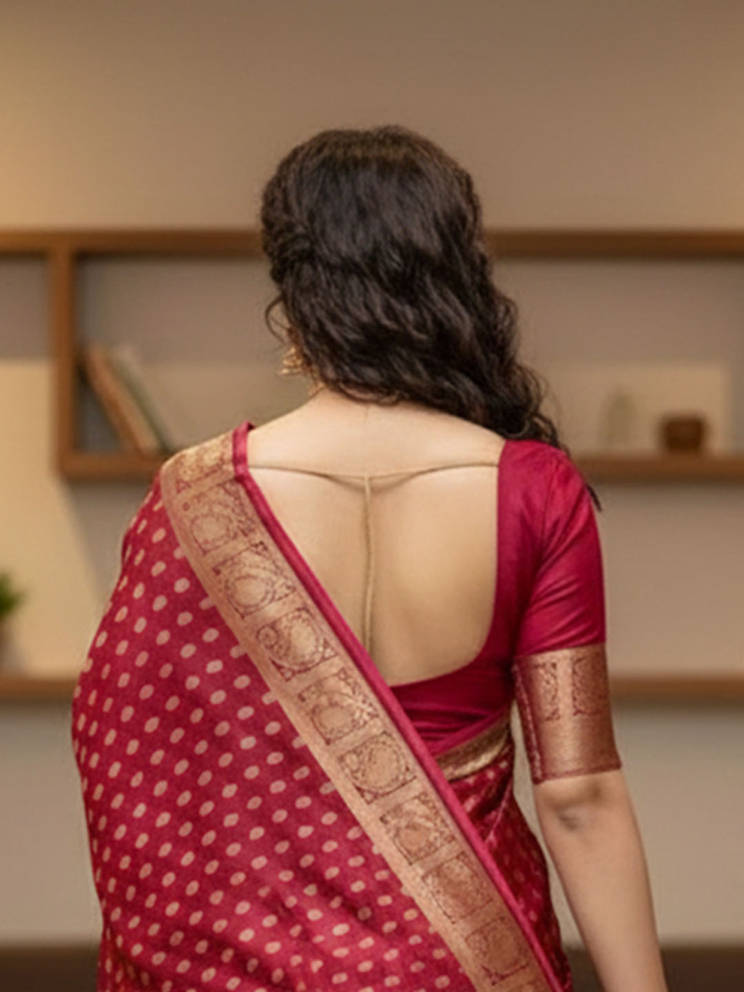 Urban Pallu Woven Design Silk Blend Work Saree