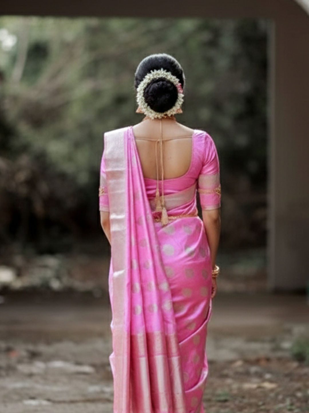 Urban Pallu Woven Design Silk Blend Work Saree