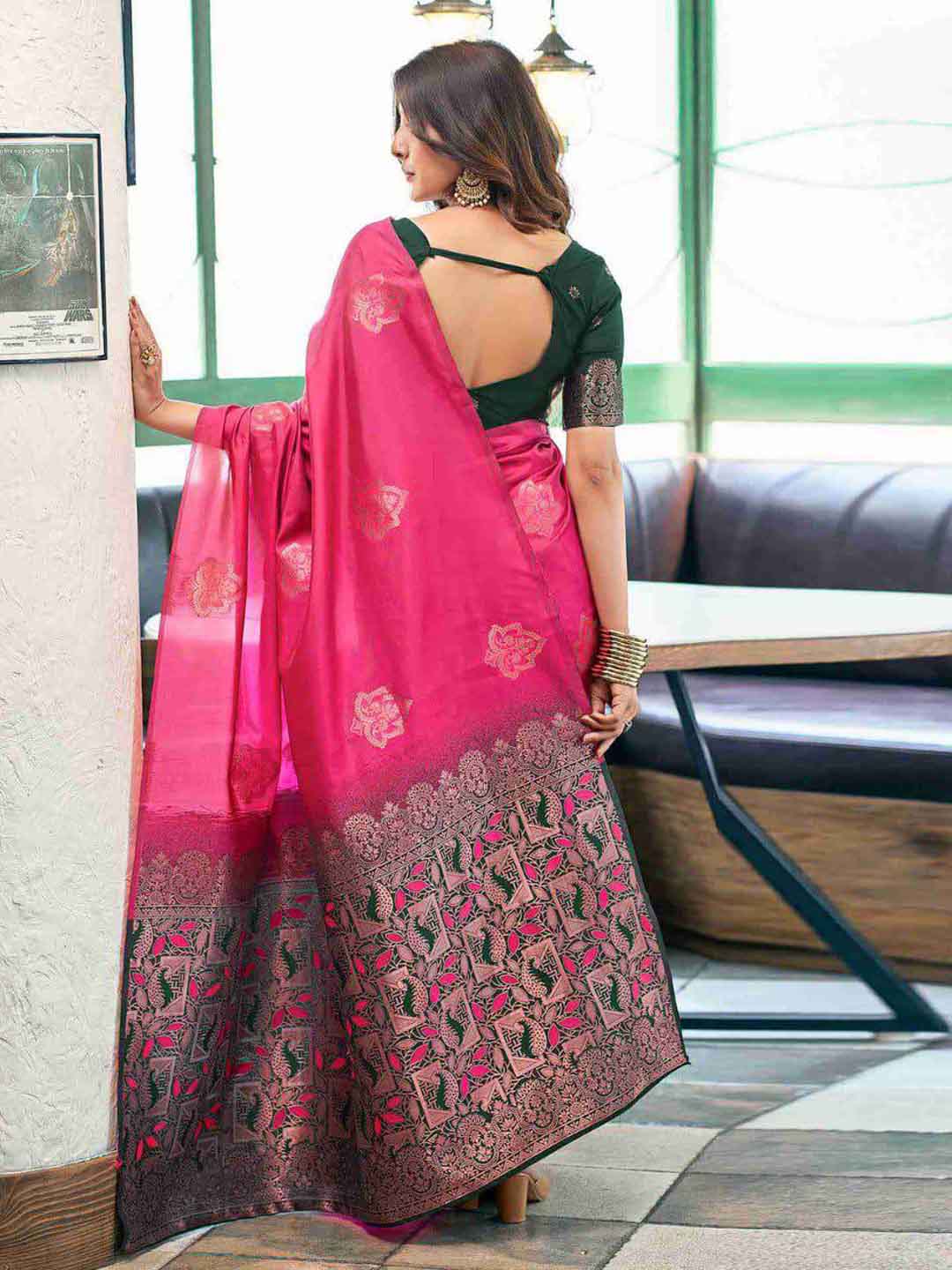 Urban Pallu Woven Design Silk Blend Traditional Saree
